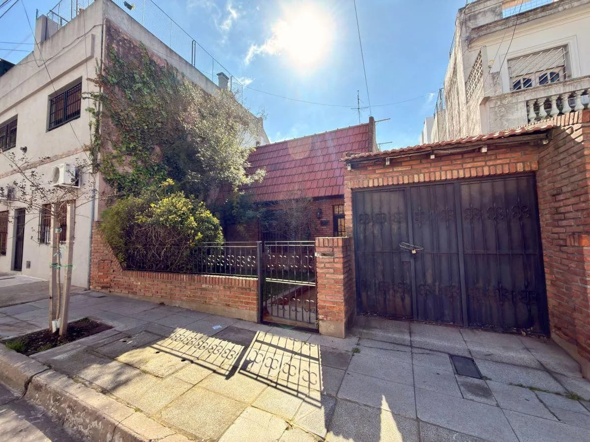 Casa Lote Propio, 2 Patios, Jardin, 8,66 X 21,25 Venta, foto 1